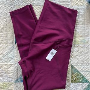 Old Navy Maternity Leggings NWT Medium